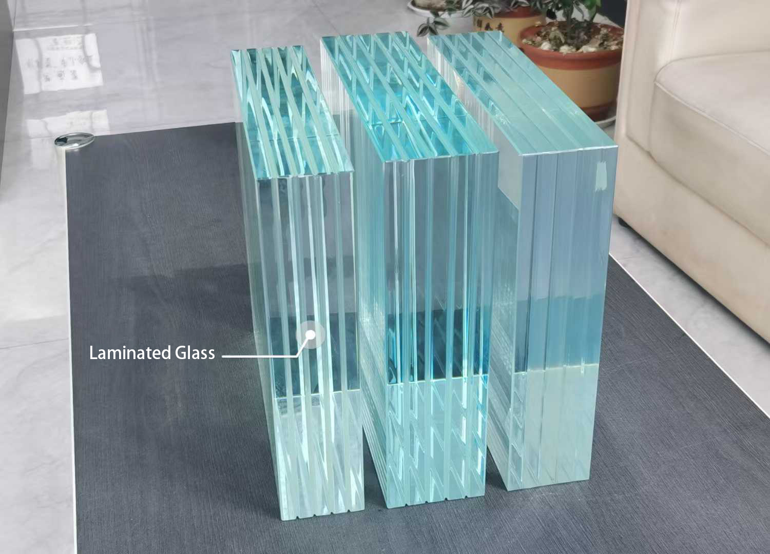 Laminated glass الزجاج الرقائقي (10)