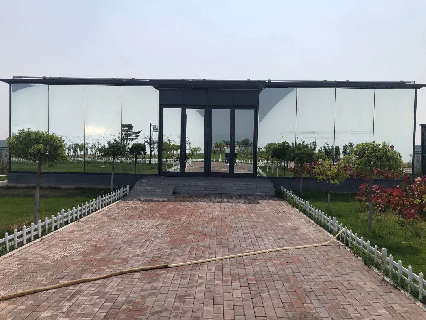 Unidirectional Perspective Glass (4) زجاج منظور أحادي الاتجاه (4)