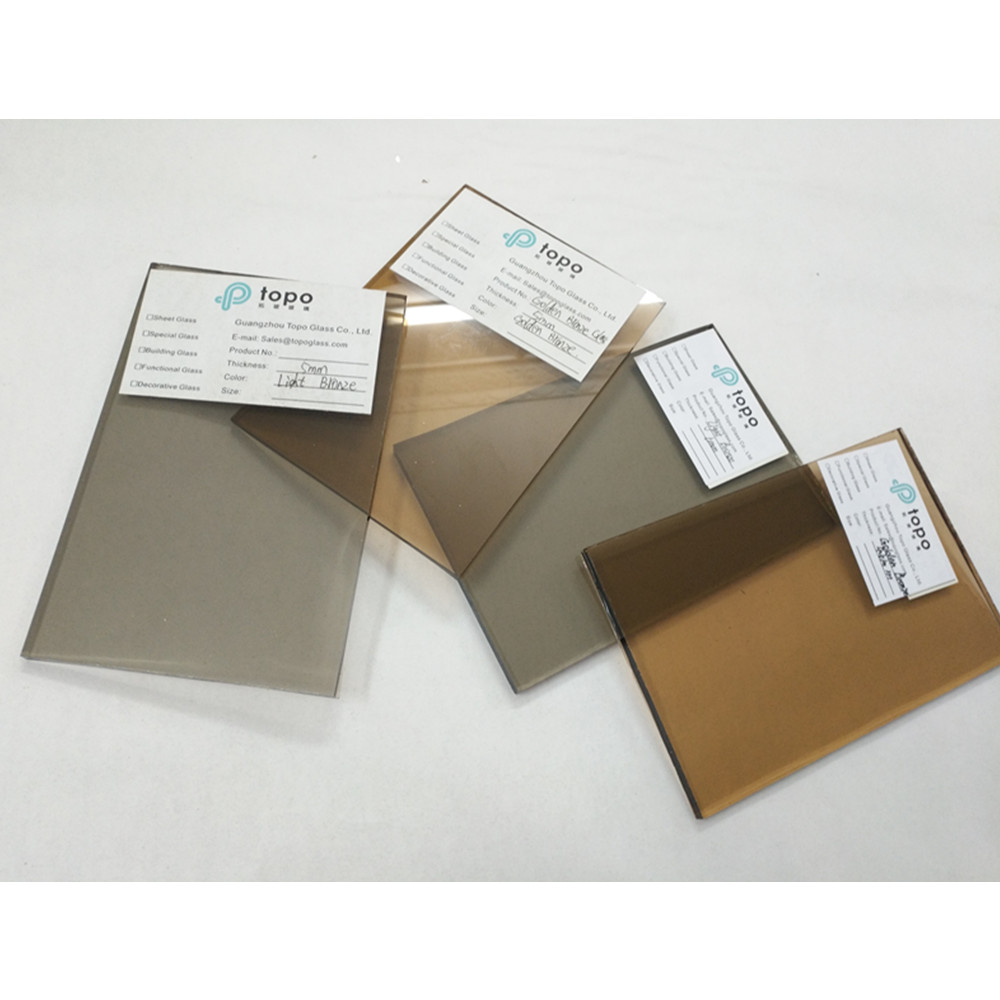 صفائح زجاجية برونزية ملونة للجدران الساترة