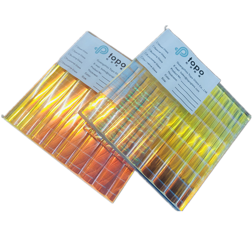 تغيير لون الزجاج الرقائقي المجسم