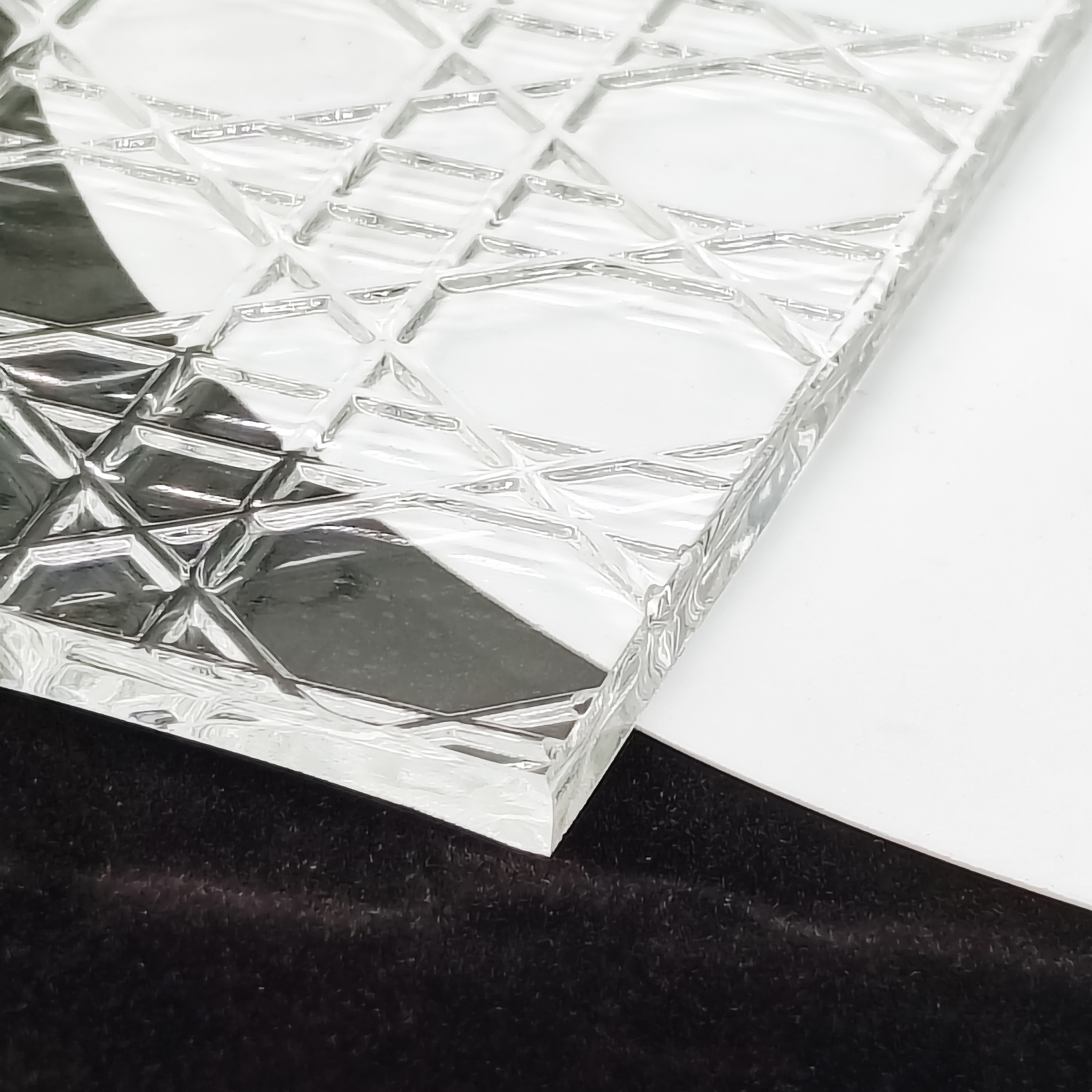 زجاج مزخرف بنمط ديور فائق الوضوح