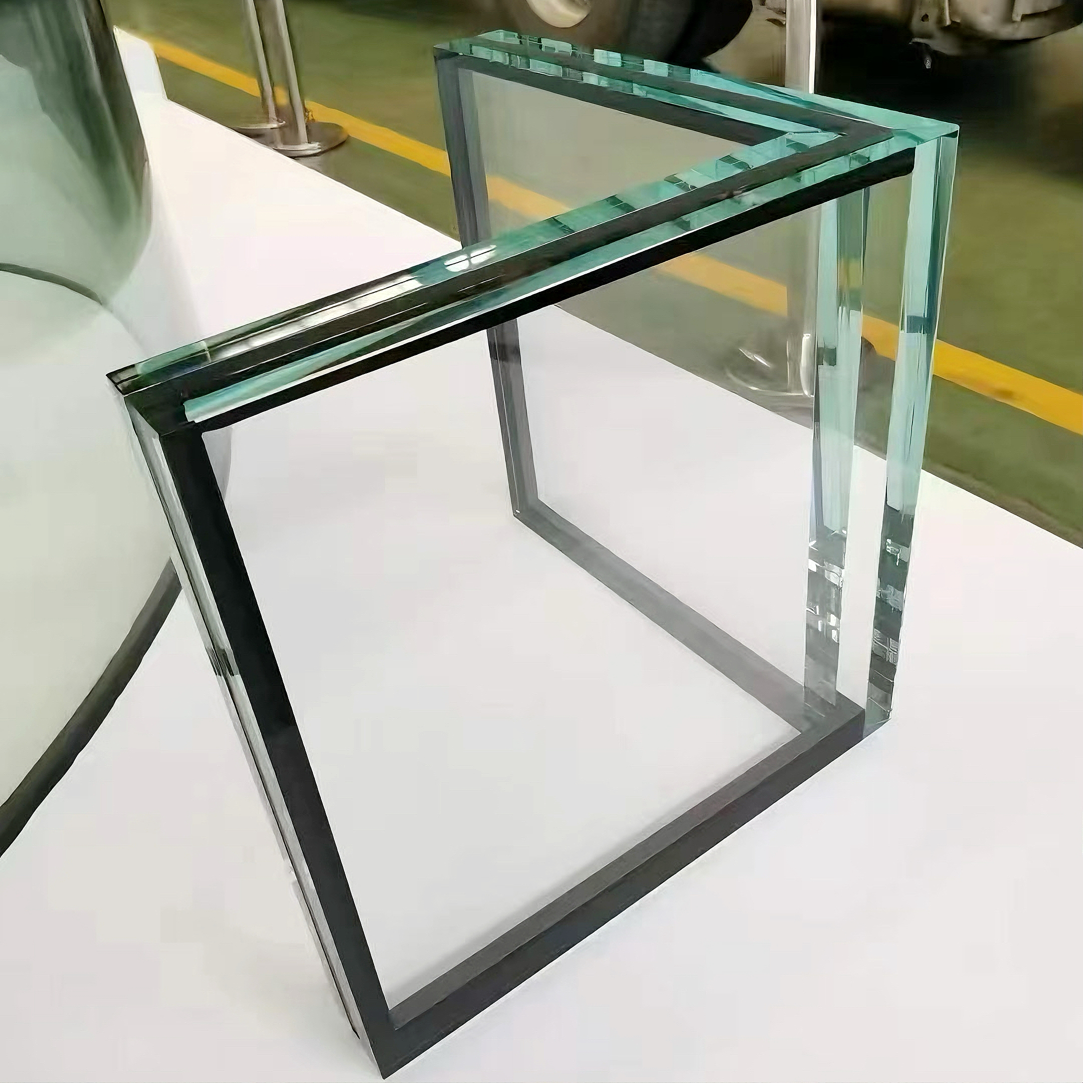 زجاج معزول (1)