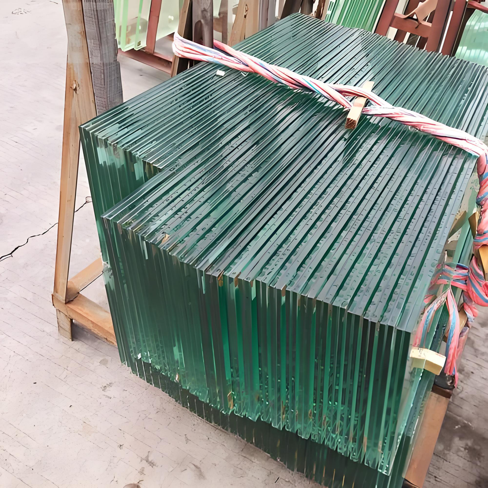 الزجاج الرقائقي