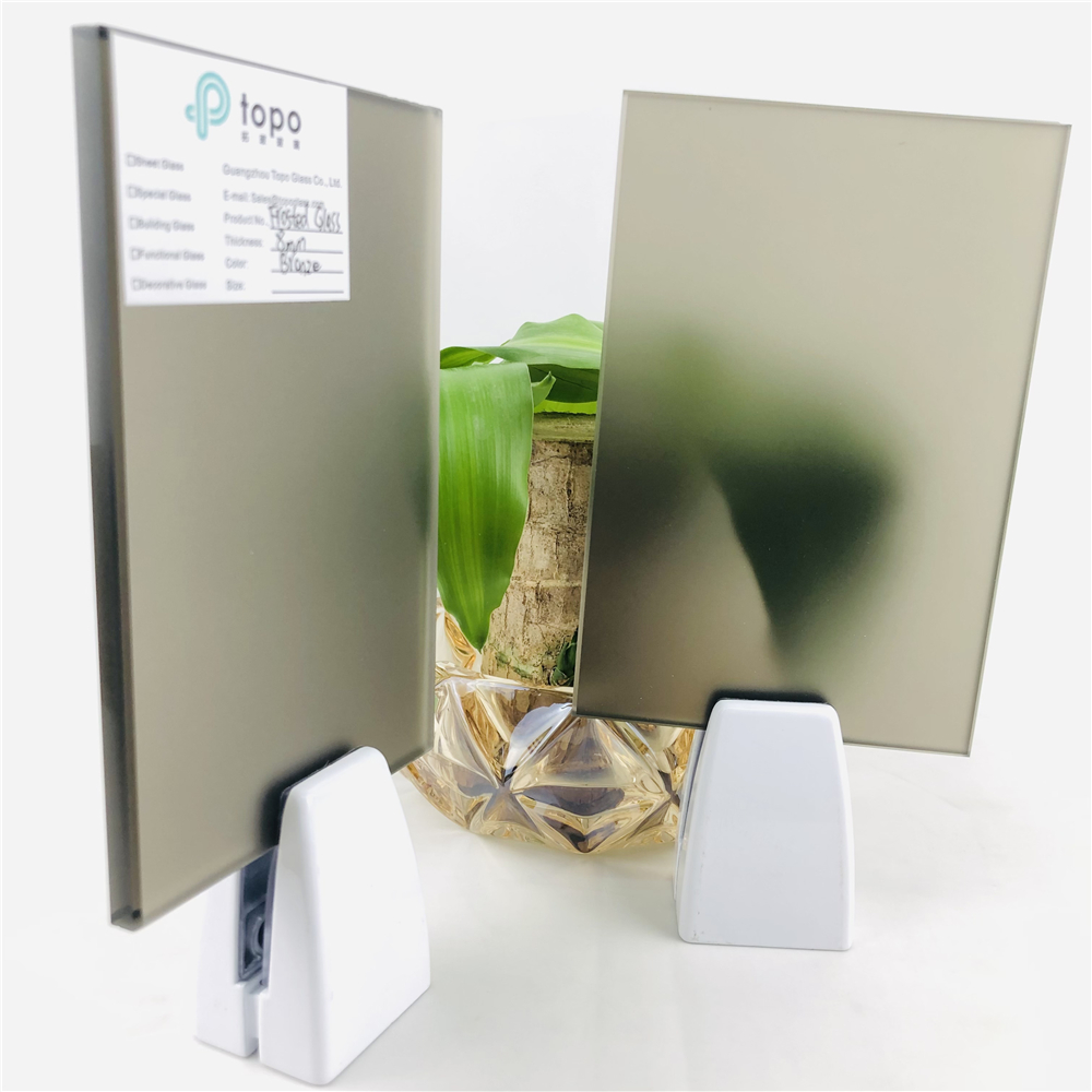 زجاج بلوري برونزي