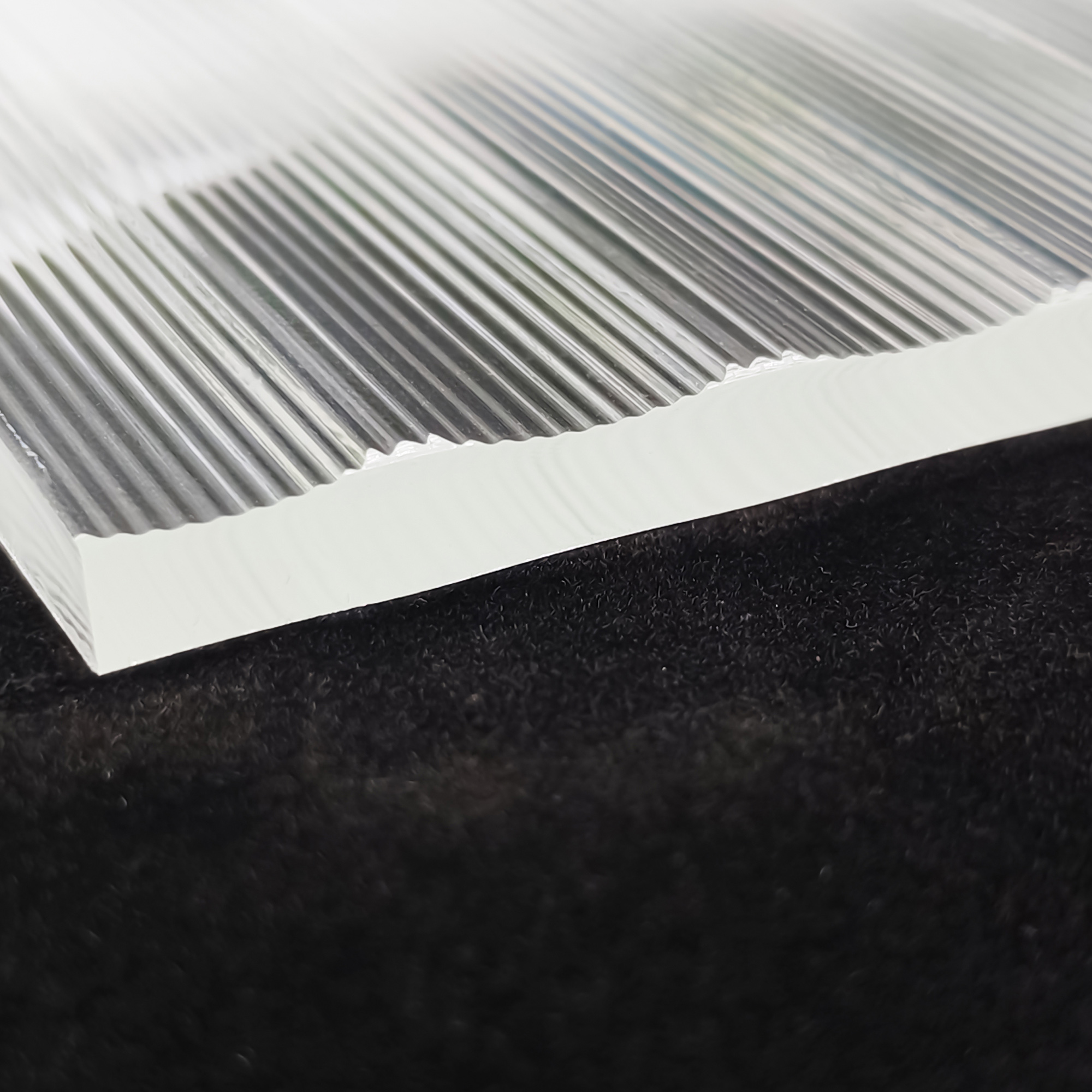 زجاج مجسم (4)