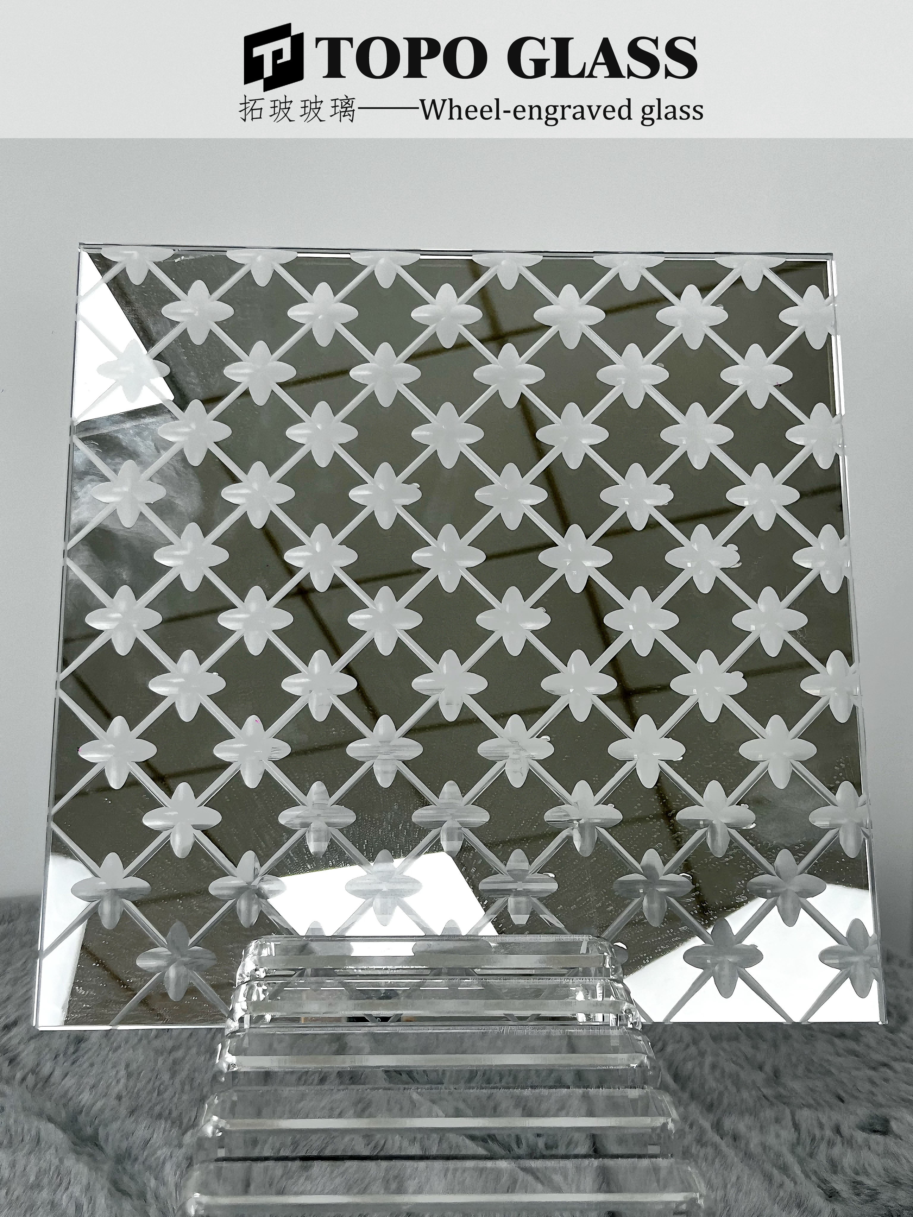 الزجاج المحفور (8)(1)