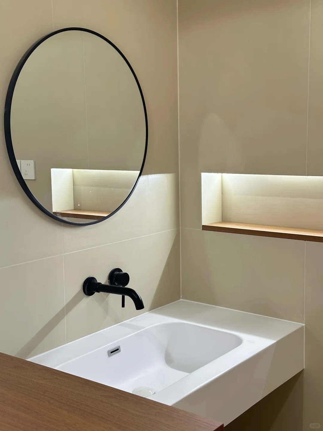 زجاج مرآة مقسى