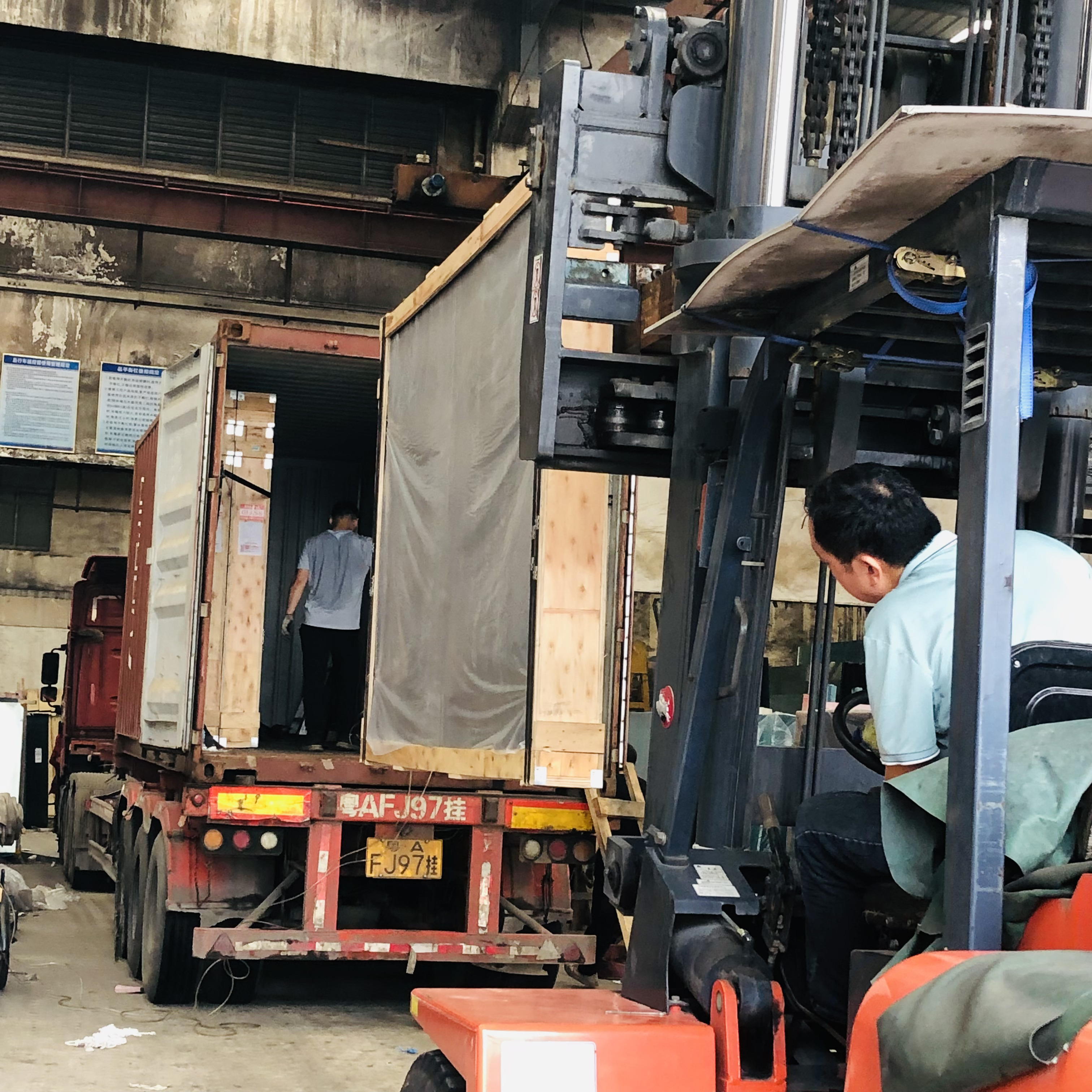 تعويم الزجاج