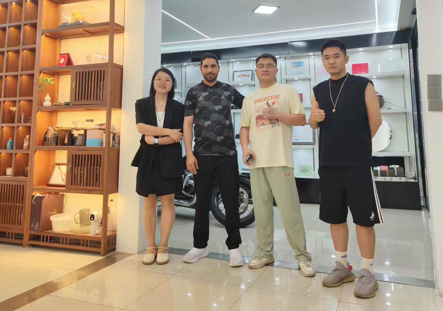 الزجاج العازل (1)